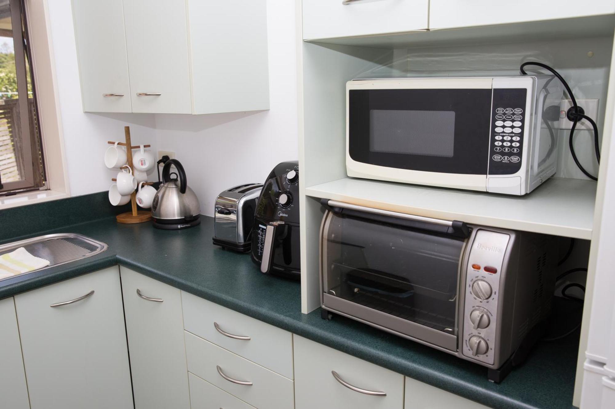 2 Bedrooms With Garage Right On Te Awa River Bike Trail Tamahere Exterior photo